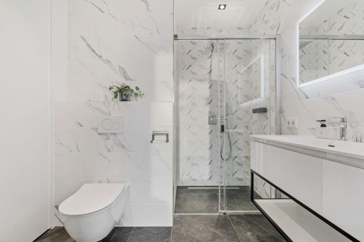 לוקסמבורג Appartement De Luxe 1 Chambre A Coucher, Centre Commercial, Piscine Et Fitness מראה חיצוני תמונה