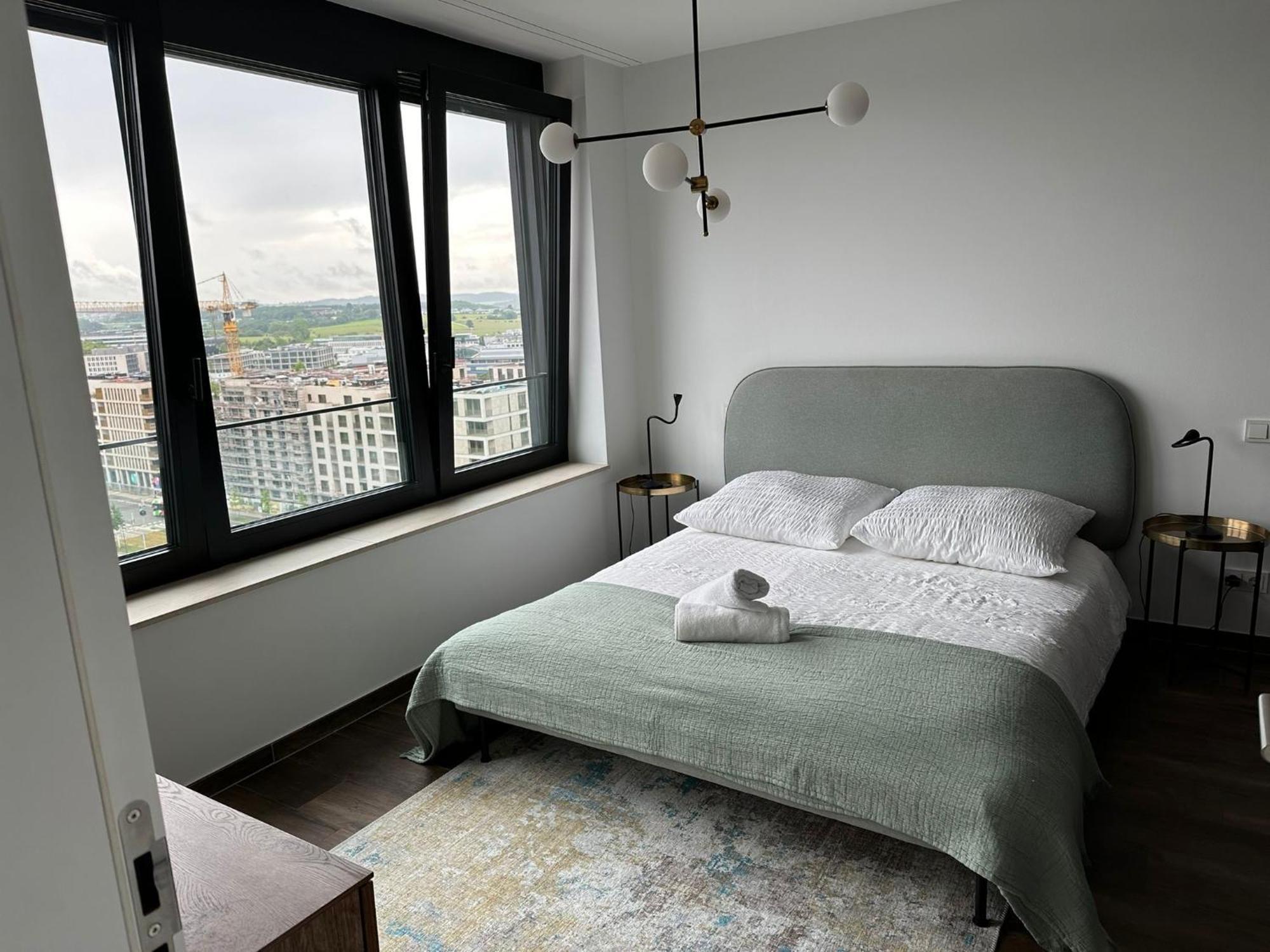 לוקסמבורג Appartement De Luxe 1 Chambre A Coucher, Centre Commercial, Piscine Et Fitness מראה חיצוני תמונה